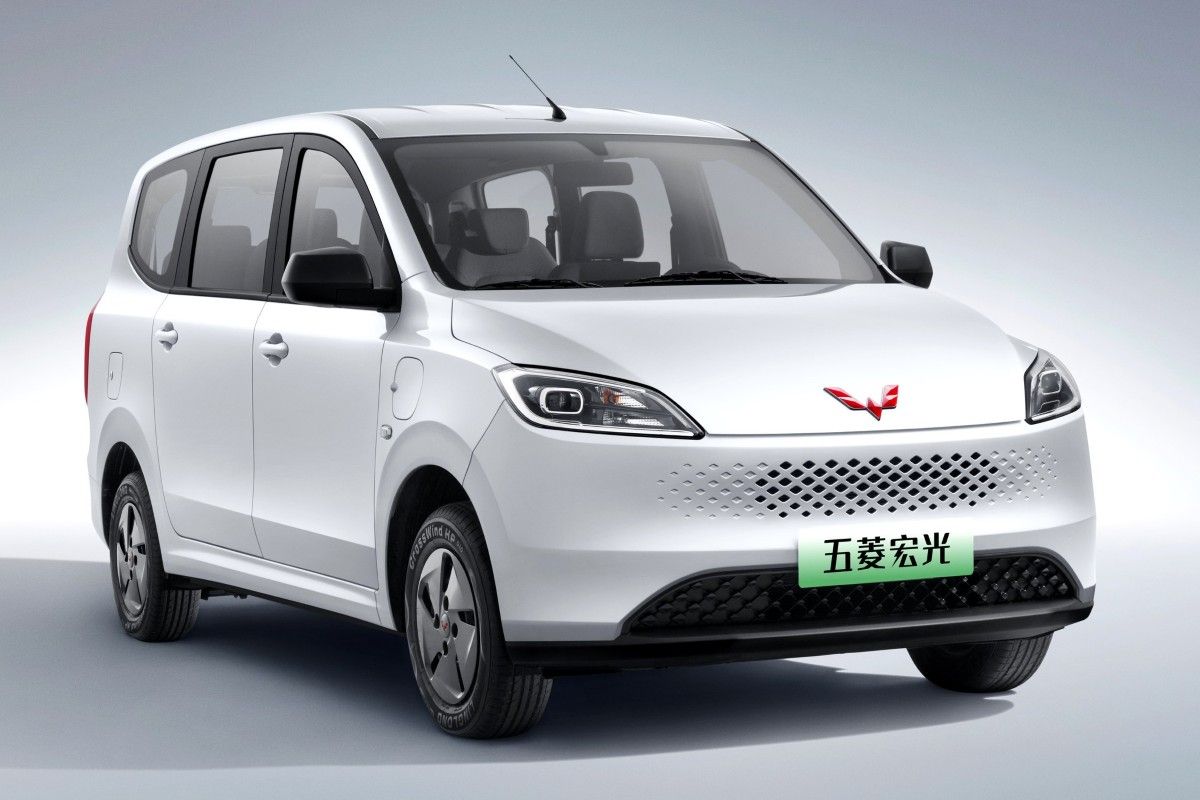 Wuling Hongguang EREV: Jeftini minivan sada i u formi sekvencijalnog hibrida