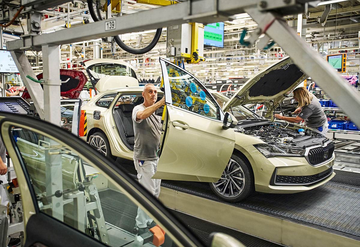 skoda-fabrika.jpg