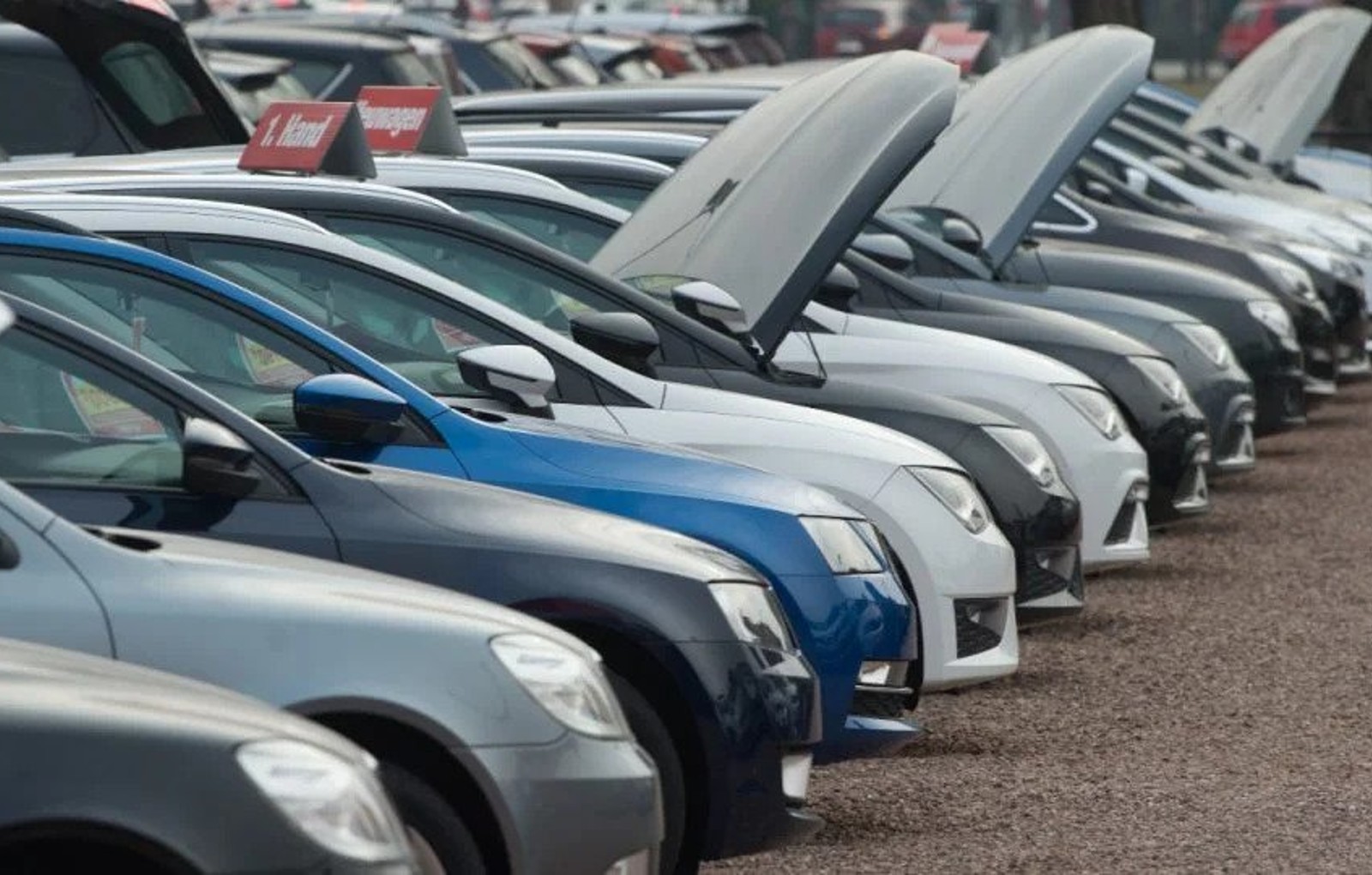 Koliko su skočile cijene polovnih automobila i šta možemo očekivati u 2025.?