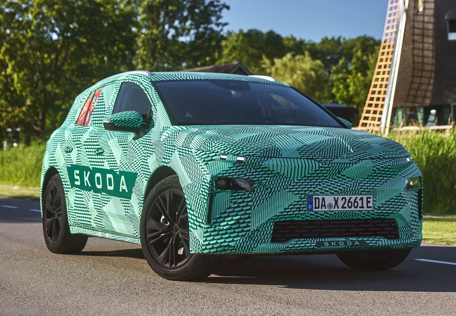 skoda elroq-2.jpg