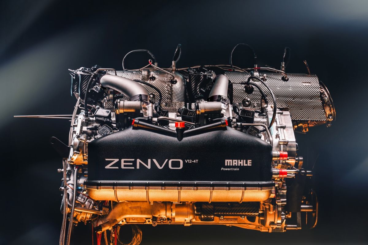 Ovo je najjači V12 motor ikad ugrađen u cestovni automobil