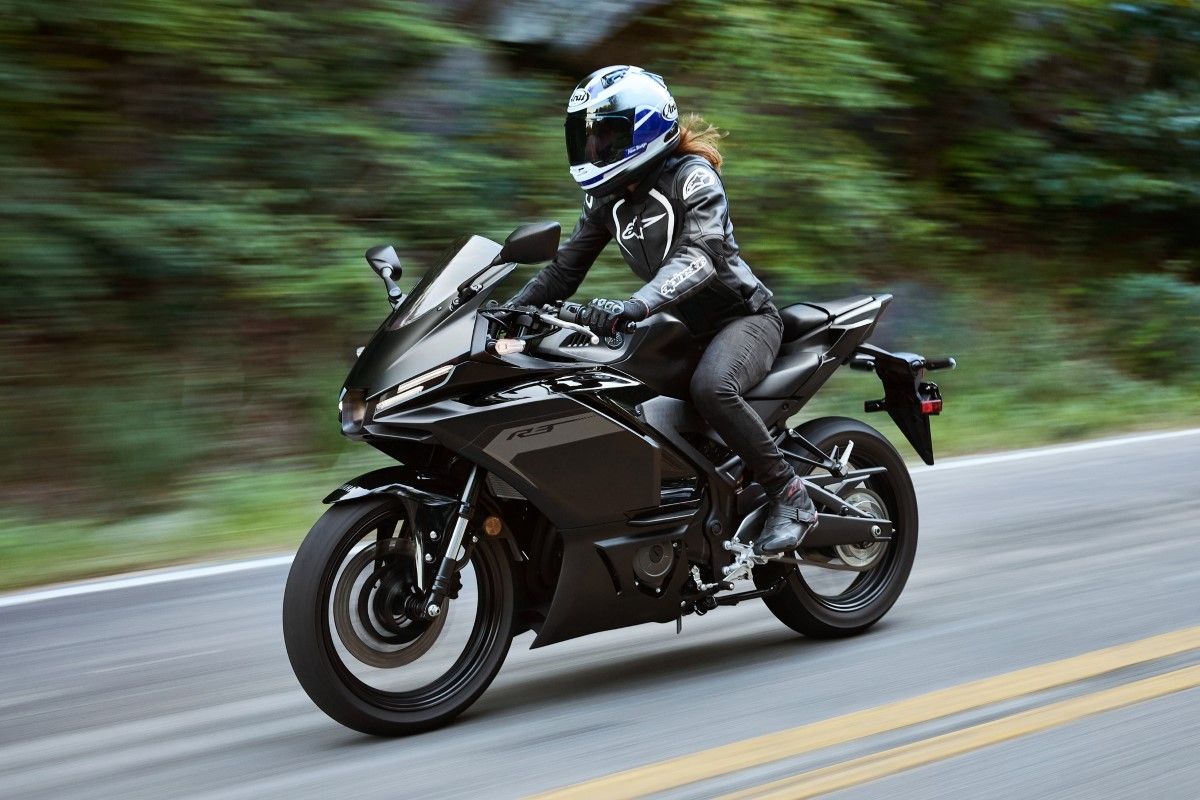 Yamaha R3