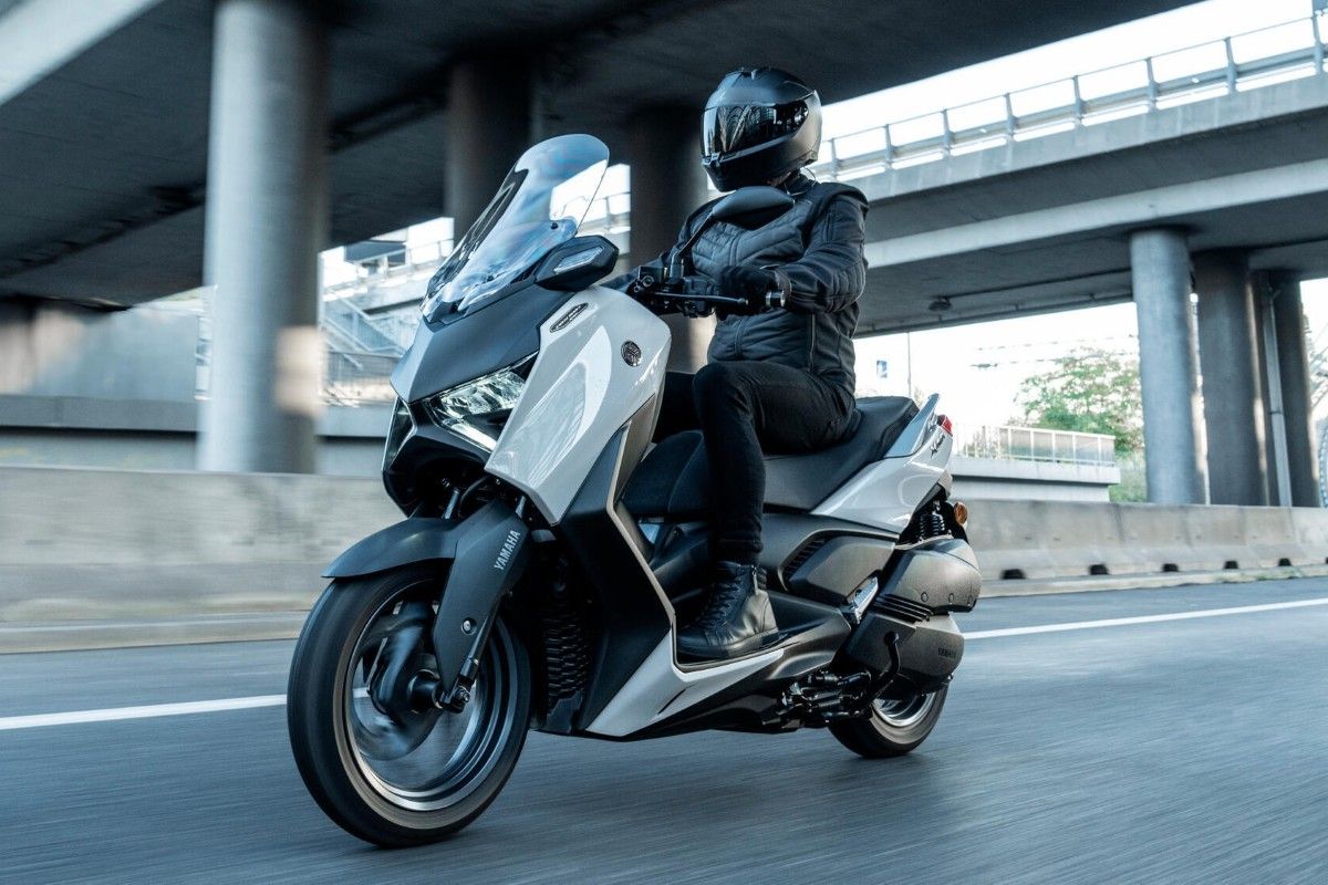 Yamaha X-Max 300 Tech Max+ je dodatno nadograđen za modelsku 2025. godinu