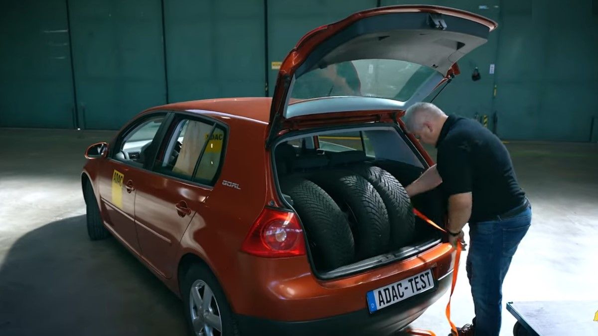 ADAC transport guma