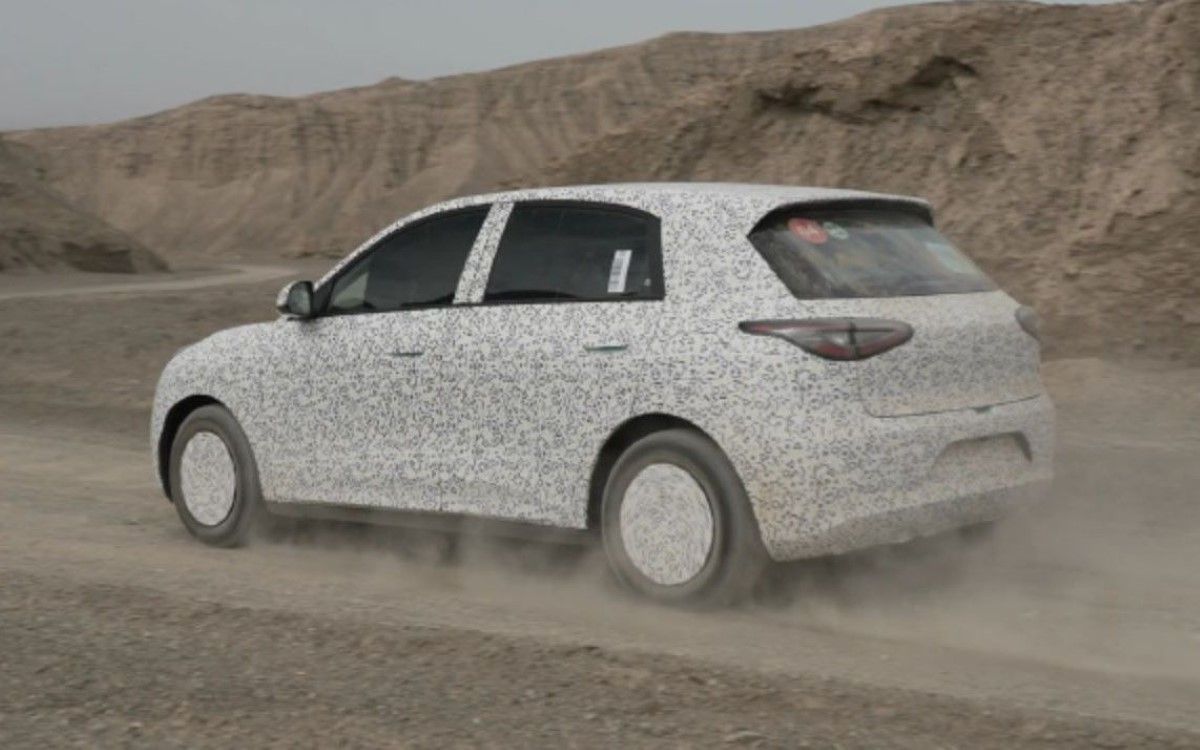 004_Geely_Xingyuan.jpg